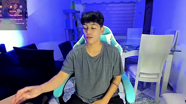 Snapshot of Franco_Rizzo_ chatting on September 2025 11:04:02 PM Franco Rizzo online show from September 2025 11:04:02 PM