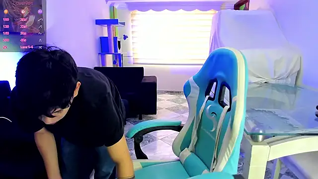 Snapshot of Franco_Rizzo_ chatting on September 2025 07:39:02 PM Franco Rizzo online show from September 2025 07:39:02 PM