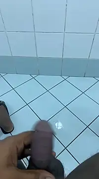 Snapshot of SLhotman chatting on March 2025 08:29:02 AM SLhotman online show from March 2025 08:29:02 AM