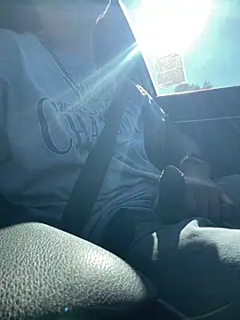 RoodoggXL online show from January 2025 06:38:01 PM