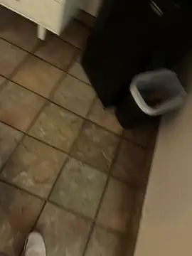 RoodoggXL online show from February 2025 04:56:02 PM