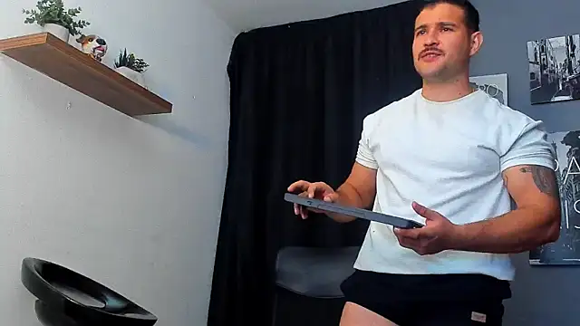 AndrewDiaz online show from July 2026 08:17:02 AM