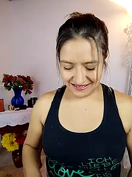 valeriahunter1 online show from May 2026 10:26:02 PM