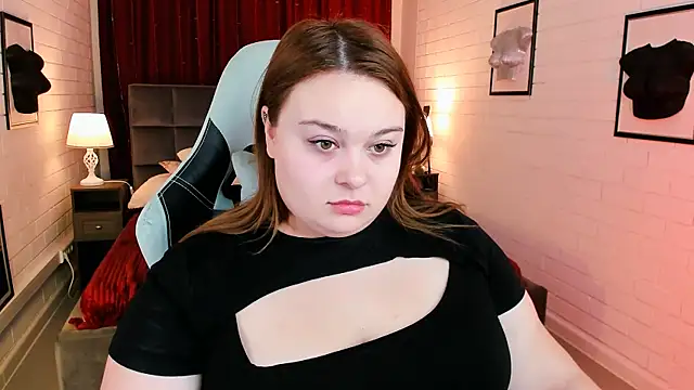 Snapshot of KimberlyMaran chatting on January 2025 09:13:01 AM KimberlyMaran online show from January 2025 09:13:01 AM