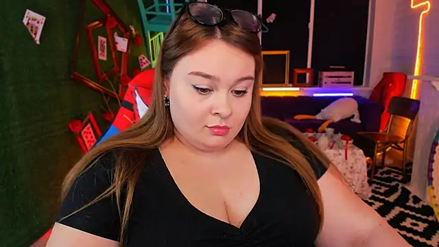 Snapshot of KimberlyMaran chatting on February 2025 03:25:02 PM KimberlyMaran online show from February 2025 03:25:02 PM