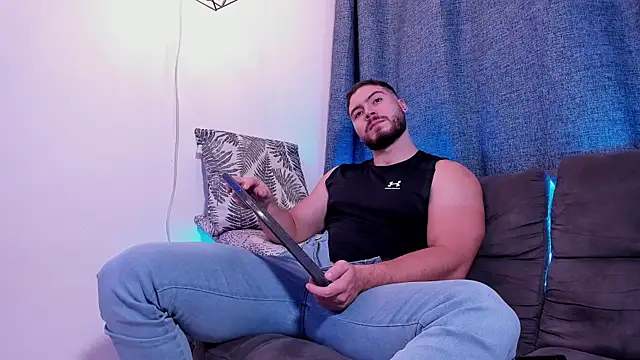 SebastianVilla  online show from February 2025 11:22:02 PM