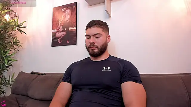 SebastianVilla  online show from October 2025 10:53:02 PM