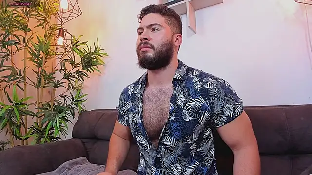 SebastianVilla  online show from April 2026 10:45:01 PM