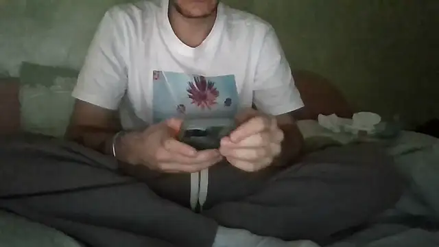 Snapshot of Drogon1000 chatting on January 2026 11:23:02 AM Drogon1000 online show from January 2026 11:23:02 AM