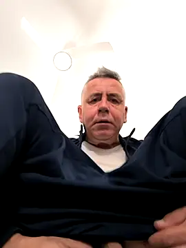 Snapshot of parejamlga58 chatting on March 2026 10:52:02 AM parejamlga58 online show from March 2026 10:52:02 AM