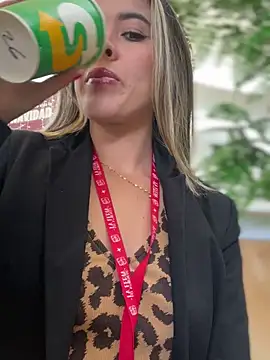 Snapshot of Emilia_Bakerr chatting on December 2024 07:10:01 PM Emilia Bakerr online show from December 2024 07:10:01 PM