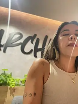 Snapshot of Emilia_Bakerr chatting on January 2025 05:41:01 PM Emilia Bakerr online show from January 2025 05:41:01 PM