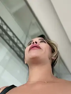 Snapshot of Emilia_Bakerr chatting on February 2025 09:03:02 PM Emilia Bakerr online show from February 2025 09:03:02 PM