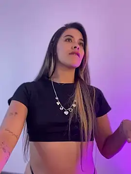 Snapshot of Emilia_Bakerr chatting on March 2025 09:20:01 PM Emilia Bakerr online show from March 2025 09:20:01 PM