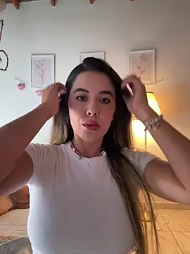 Emilia Bakerr online show from March 2026 07:07:02 PM