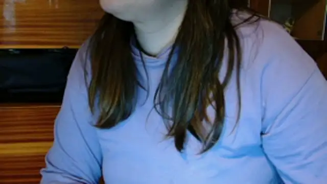 Snapshot of Lucinka1 chatting on February 2026 03:52:02 PM Lucinka1 online show from February 2026 03:52:02 PM