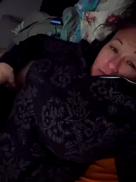 sweetkitty111 online show from December 2024 05:40:02 AM