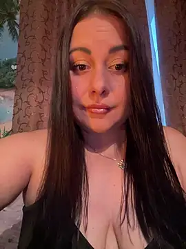 DaisyStreet online show from July 2026 05:51:02 PM