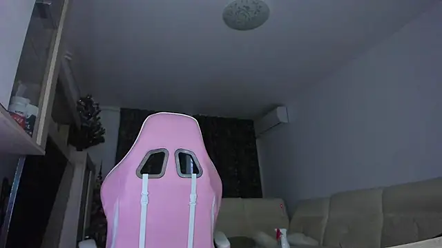 KaylaLaine online show from January 2025 05:36:02 AM