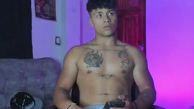 Snapshot of Dominic_Biker__ chatting on April 2026 06:00:02 AM Dominic Biker online show from April 2026 06:00:02 AM