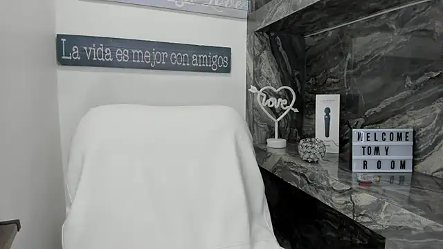 miss danika online show from September 2025 11:04:02 AM