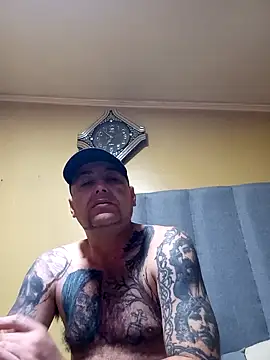 Snapshot of TrainedFinder5 chatting on October 2025 01:13:01 AM TrainedFinder5 online show from October 2025 01:13:01 AM