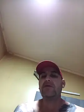 Snapshot of TrainedFinder5 chatting on April 2026 01:27:01 AM TrainedFinder5 online show from April 2026 01:27:01 AM