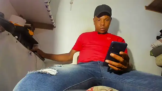 hugo3918  online show from January 2026 11:41:02 PM