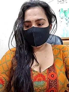 Snapshot of Ritusri_Dotta chatting on April 2026 04:33:02 PM Ritusri Dotta online show from April 2026 04:33:02 PM