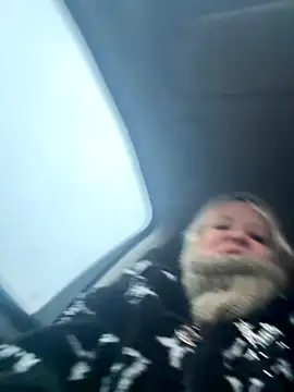 Snapshot of LikaCat chatting on October 2025 01:52:02 AM LikaCat online show from October 2025 01:52:02 AM