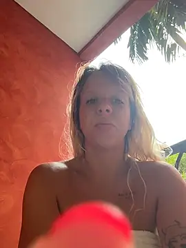 LikaCat online show from April 2026 02:04:02 AM