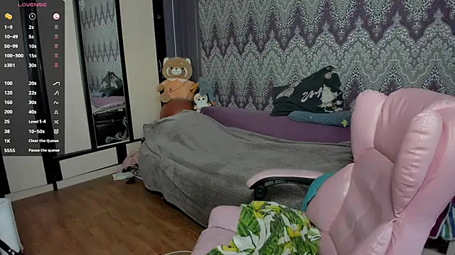 AlexRacc00n online show from January 2025 07:39:02 AM