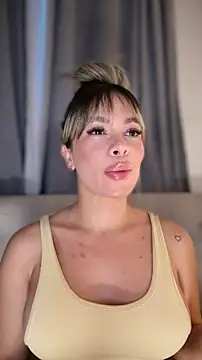 Alison Diaz17 online show from February 2026 11:11:02 PM