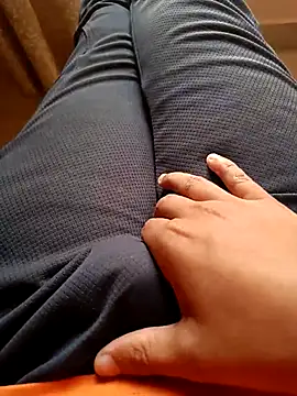 Snapshot of Alonesexyboy1 chatting on November 2025 09:26:02 AM Alonesexyboy1 online show from November 2025 09:26:02 AM