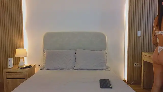 KristennBlue online show from March 2026 01:37:01 PM