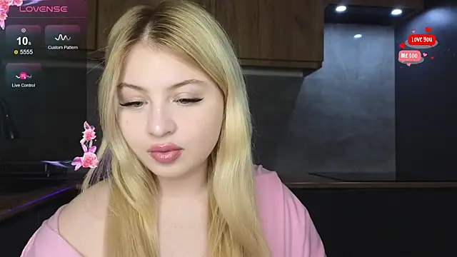 shy blondiee online show from January 2026 08:45:02 PM