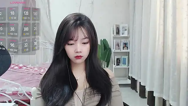 Snapshot of Jenny-Z chatting on March 2025 02:04:02 AM Jenny-Z online show from March 2025 02:04:02 AM