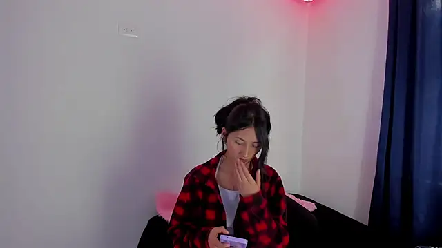 Snapshot of mari_mar69 chatting on January 2025 03:45:01 PM mari mar69 online show from January 2025 03:45:01 PM