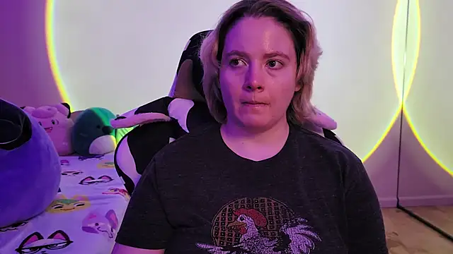 Snapshot of InternetFairy_XO chatting on February 2025 10:17:02 AM InternetFairy XO online show from February 2025 10:17:02 AM