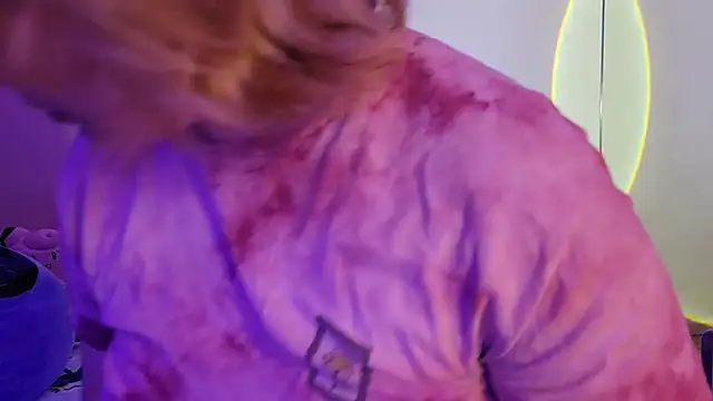 Snapshot of InternetFairy_XO chatting on February 2025 08:48:02 AM InternetFairy XO online show from February 2025 08:48:02 AM