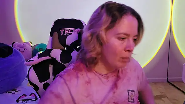 Snapshot of InternetFairy_XO chatting on February 2025 12:14:02 PM InternetFairy XO online show from February 2025 12:14:02 PM