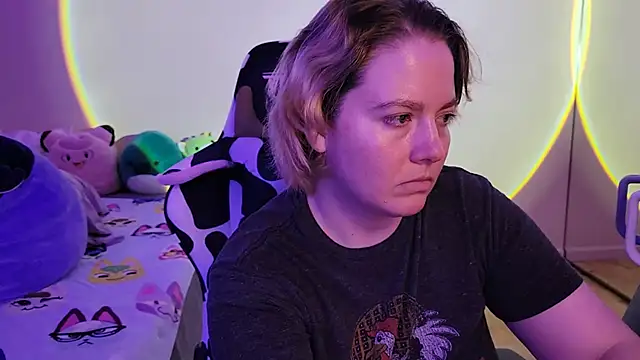 Snapshot of InternetFairy_XO chatting on February 2025 07:58:02 AM InternetFairy XO online show from February 2025 07:58:02 AM