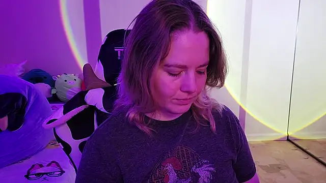 Snapshot of InternetFairy_XO chatting on October 2025 04:34:01 AM InternetFairy XO online show from October 2025 04:34:01 AM