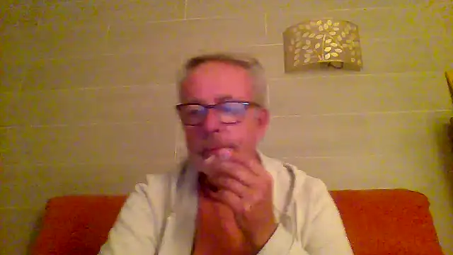 tuggy59 online show from January 2026 05:34:02 AM