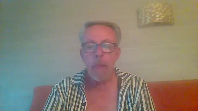 tuggy59 online show from May 2026 05:15:02 AM