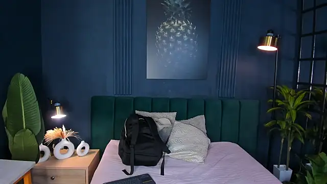 taylor bennet online show from January 2025 12:11:02 PM