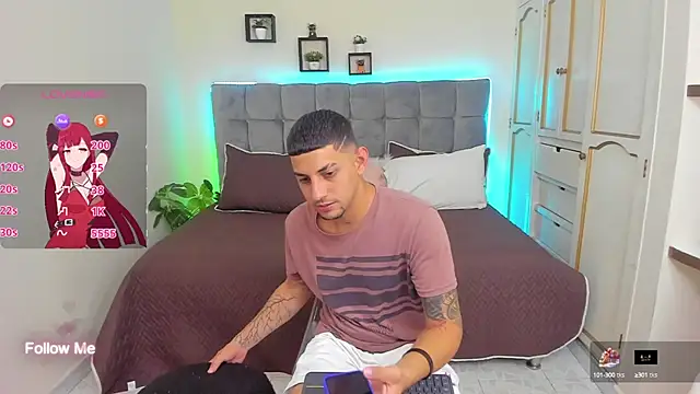 Snapshot of Alex_cute77 chatting on February 2025 06:19:02 PM Alex cute77 online show from February 2025 06:19:02 PM