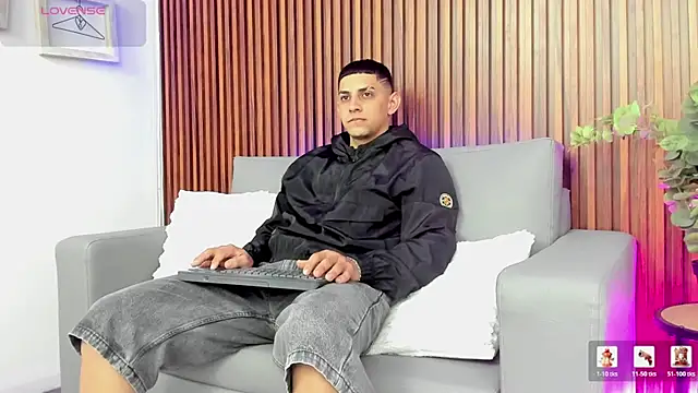 Alex cute77 online show from May 2026 12:11:02 PM
