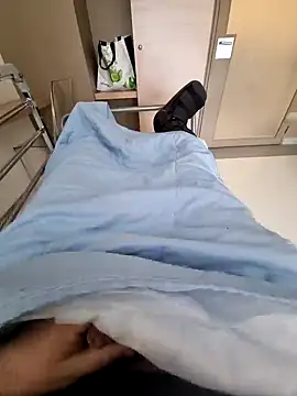 hairydickfr online show from December 2024 11:47:01 AM