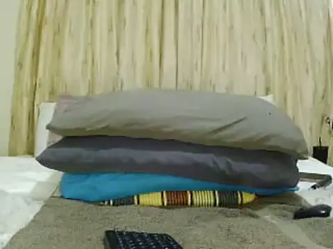 Real1SweetQueen online show from June 2026 05:45:02 AM